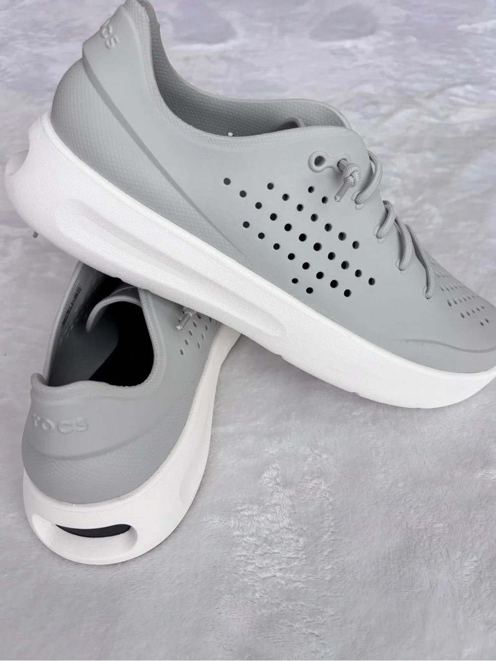CROCS Men's InMotion LiteRide Gray & White Pacer Lace-Up Sneakers--NEW--12